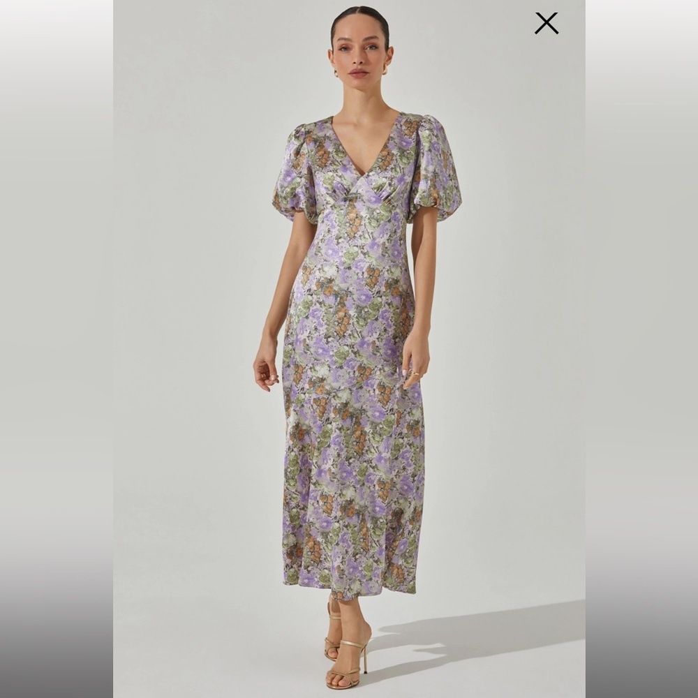 Astr Lavender Floral Long Sleeve Dress